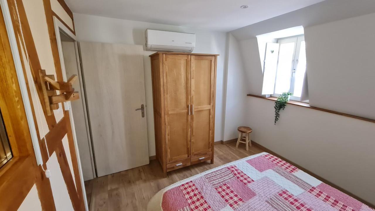 Appartement Duplex Climatise Avec Terrasse "Hansi" Colmar Bagian luar foto